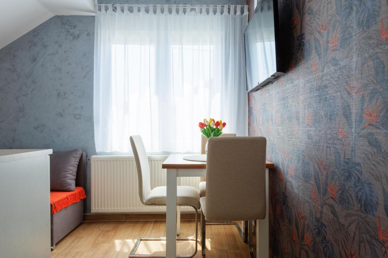 Apartmani Nina ゴルバッツ エクステリア 写真